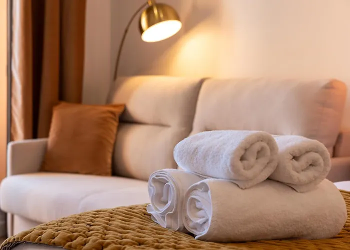 Monaco Border Luxury Suite - Sea View - Pool