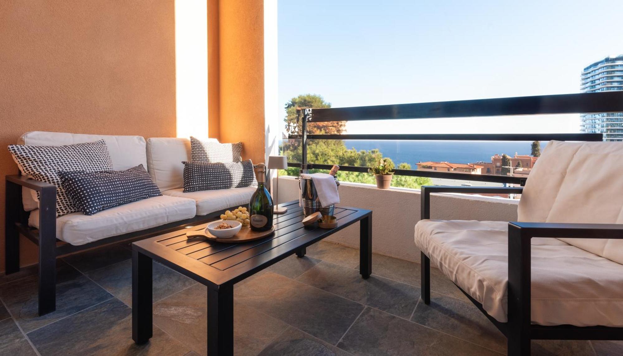 Monaco Border Luxury - Sea View - Pool Apartment Beausoleil